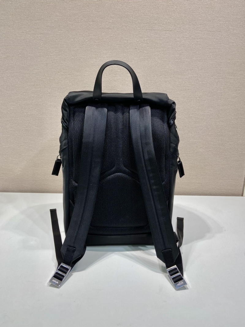 Pra*a backpacks